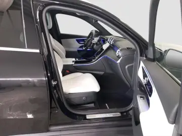 GLC 200 4M AMG AHK Pano-Dach Distronic 360