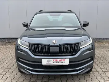 Kodiaq Sportline 4x4 7-Sitzer LED AHK Virtual SH