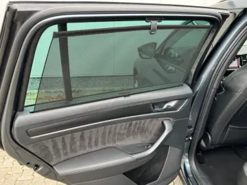 Kodiaq Sportline 4x4 7-Sitzer LED AHK Virtual SH