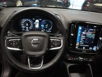 XC40 T4 Recharge PHEV Recharge LED Nav