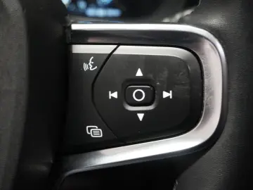 XC40 T4 Recharge PHEV Recharge LED Nav