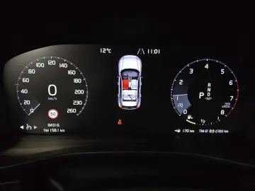 XC40 T3 R-Design Navi LED RFK Shz