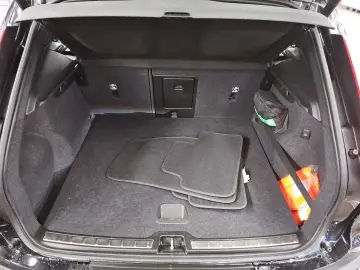 XC40 T3 R-Design Navi LED RFK Shz