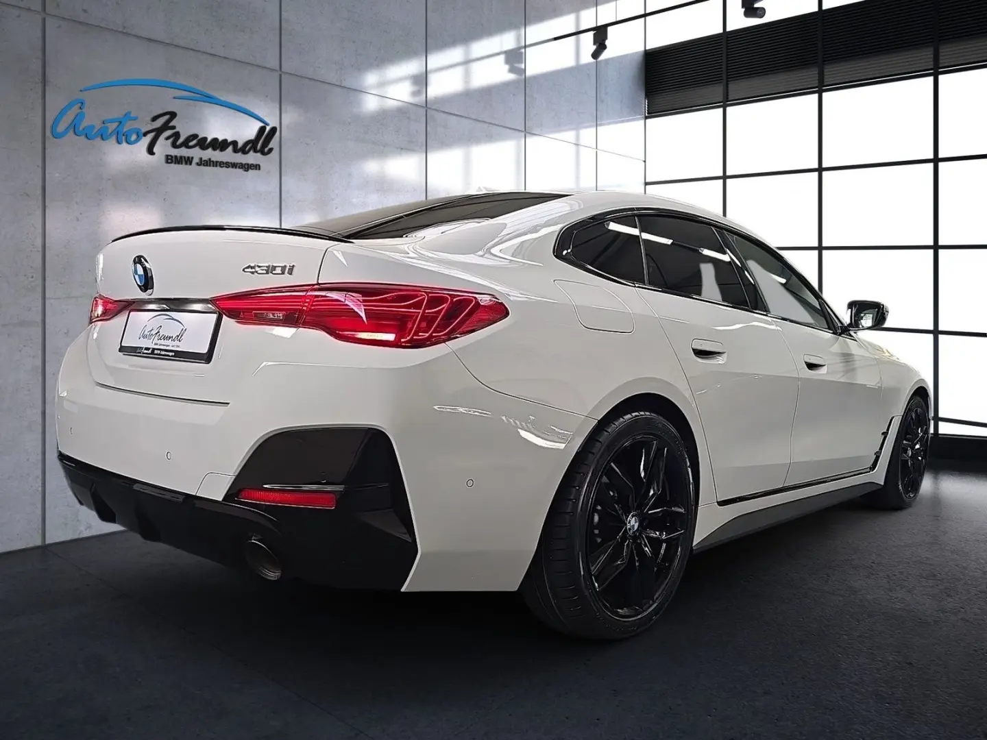 430i xDrive M Sport PRO LCI II  19 Zoll AHK ACC