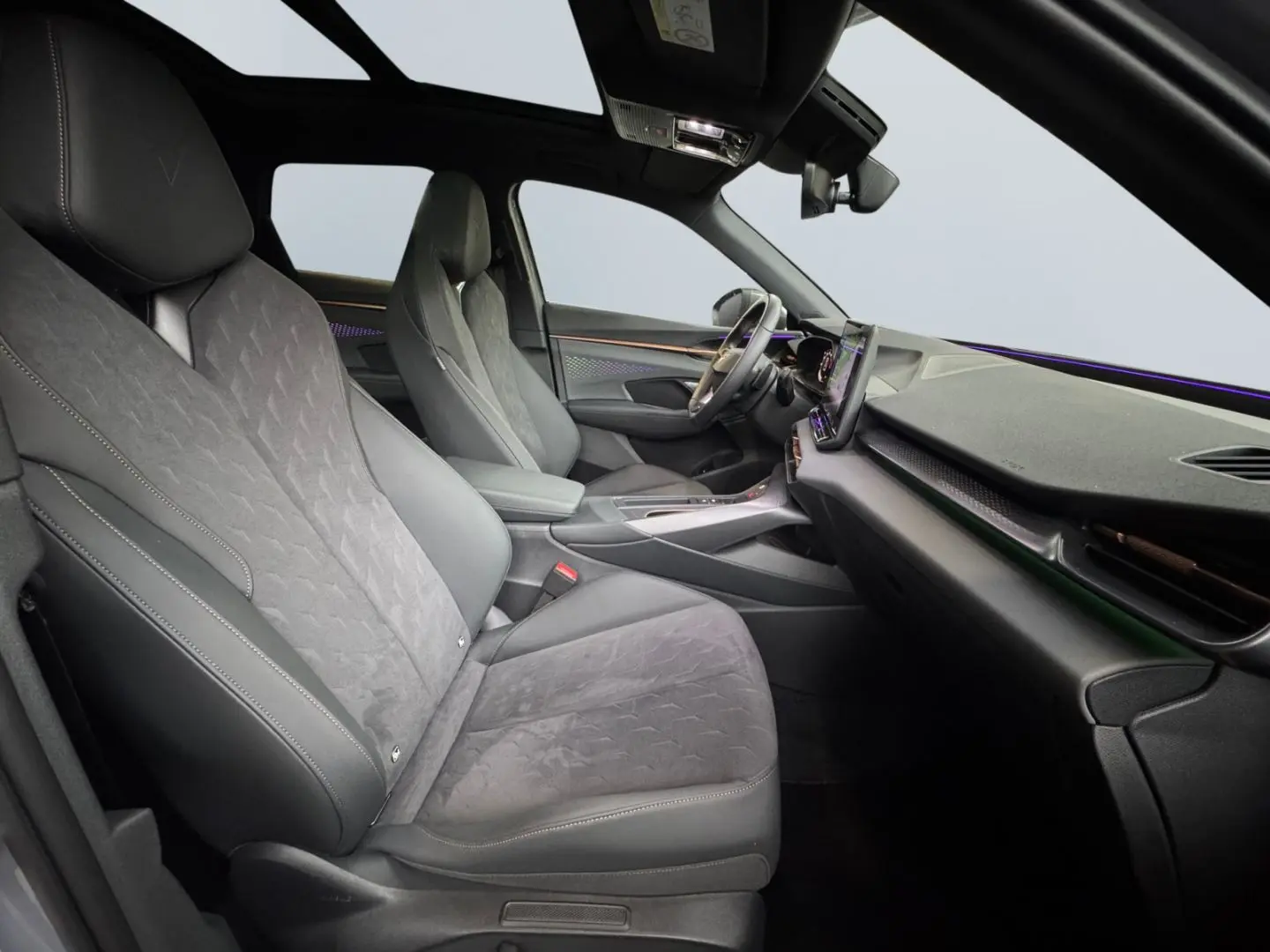 Terramar 2.0 TSI 4Dr DSG VZ  Matrix Akebono 20''