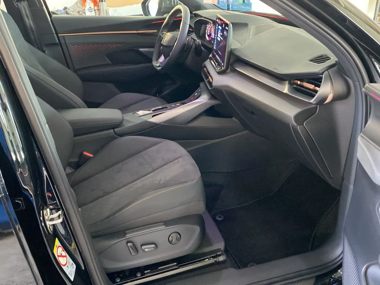 Terramar 1.5 eTSI DSG Sennheiser AHK Pano 20