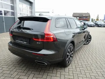 V60 B4 CrossCountry AWD Kamera Lenkradhz. BLIS