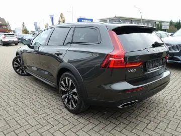 V60 B4 CrossCountry AWD Kamera Lenkradhz. BLIS