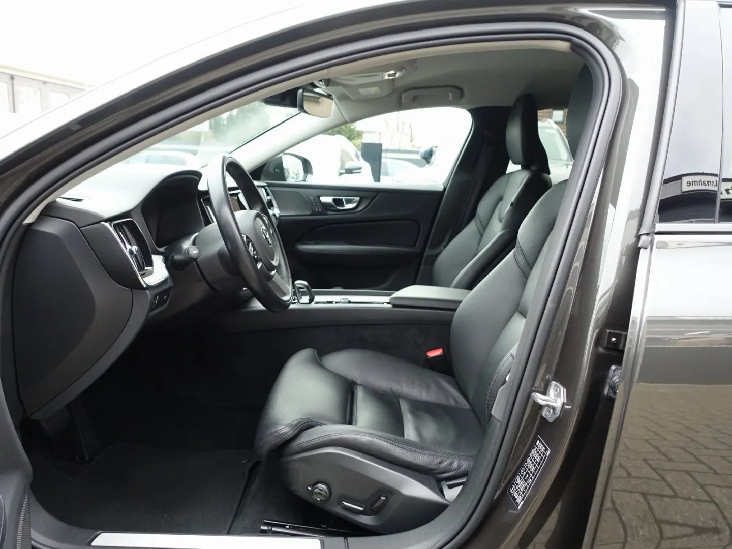 V60 B4 CrossCountry AWD Kamera Lenkradhz. BLIS