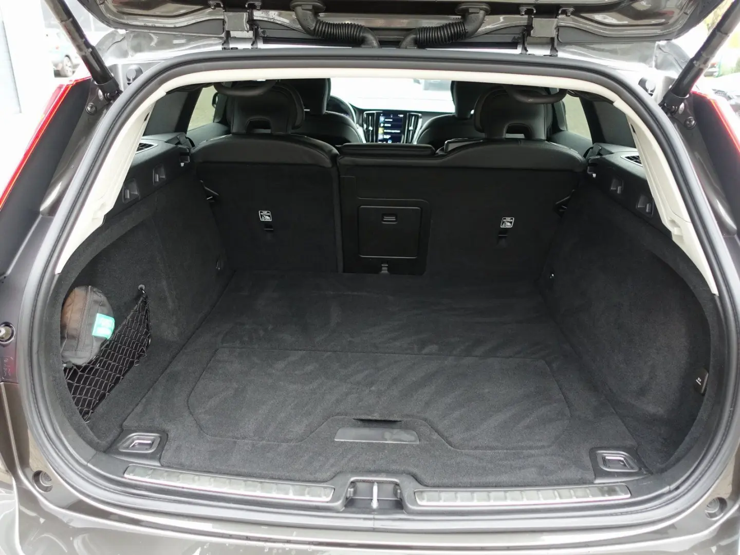 V60 B4 CrossCountry AWD Kamera Lenkradhz. BLIS