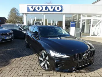 V60 Plus Dark T6 AWD HeadUP H&K 360  Pano BLIS