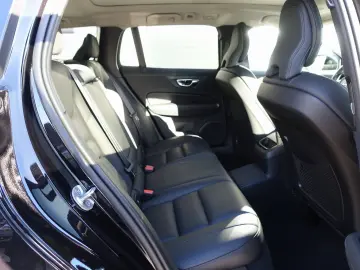 V60 Plus Dark T6 AWD HeadUP H&K 360  Pano BLIS