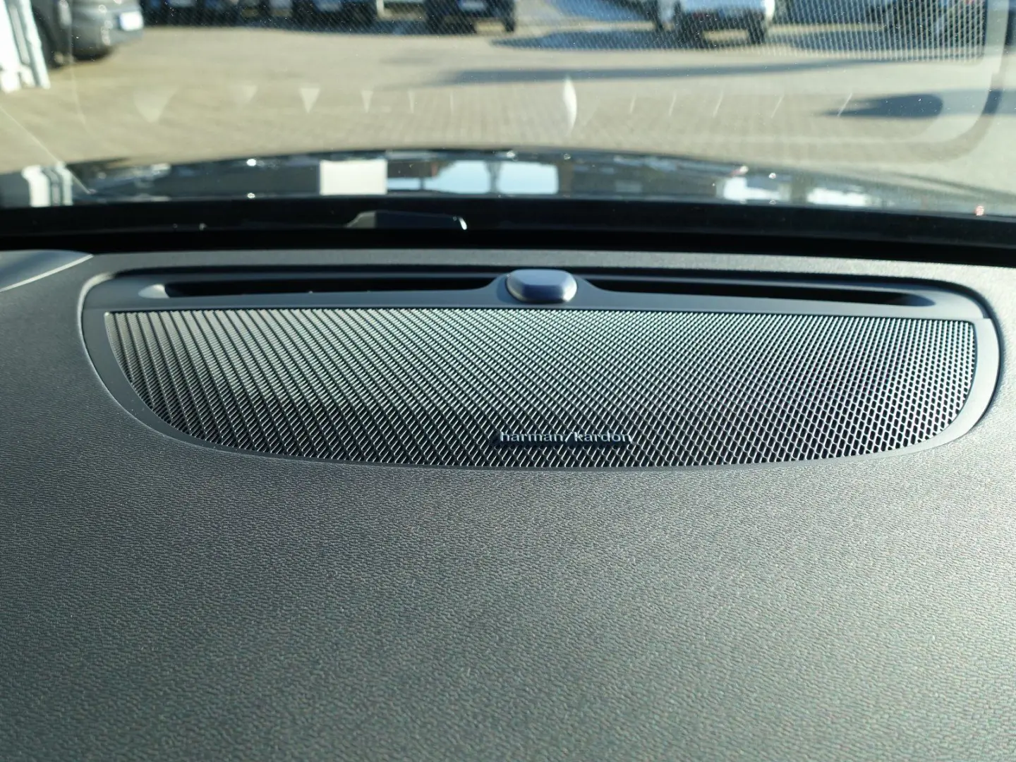 V60 Plus Dark T6 AWD HeadUP H&K 360  Pano BLIS