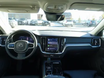 V60 Plus Dark T6 AWD HeadUP H&K 360  Pano BLIS