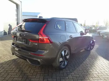 XC60 Plus T8 AWD Plug-in Hybrid FourC 360  Pano