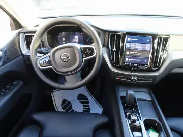 XC60 Plus T8 AWD Plug-in Hybrid FourC 360  Pano