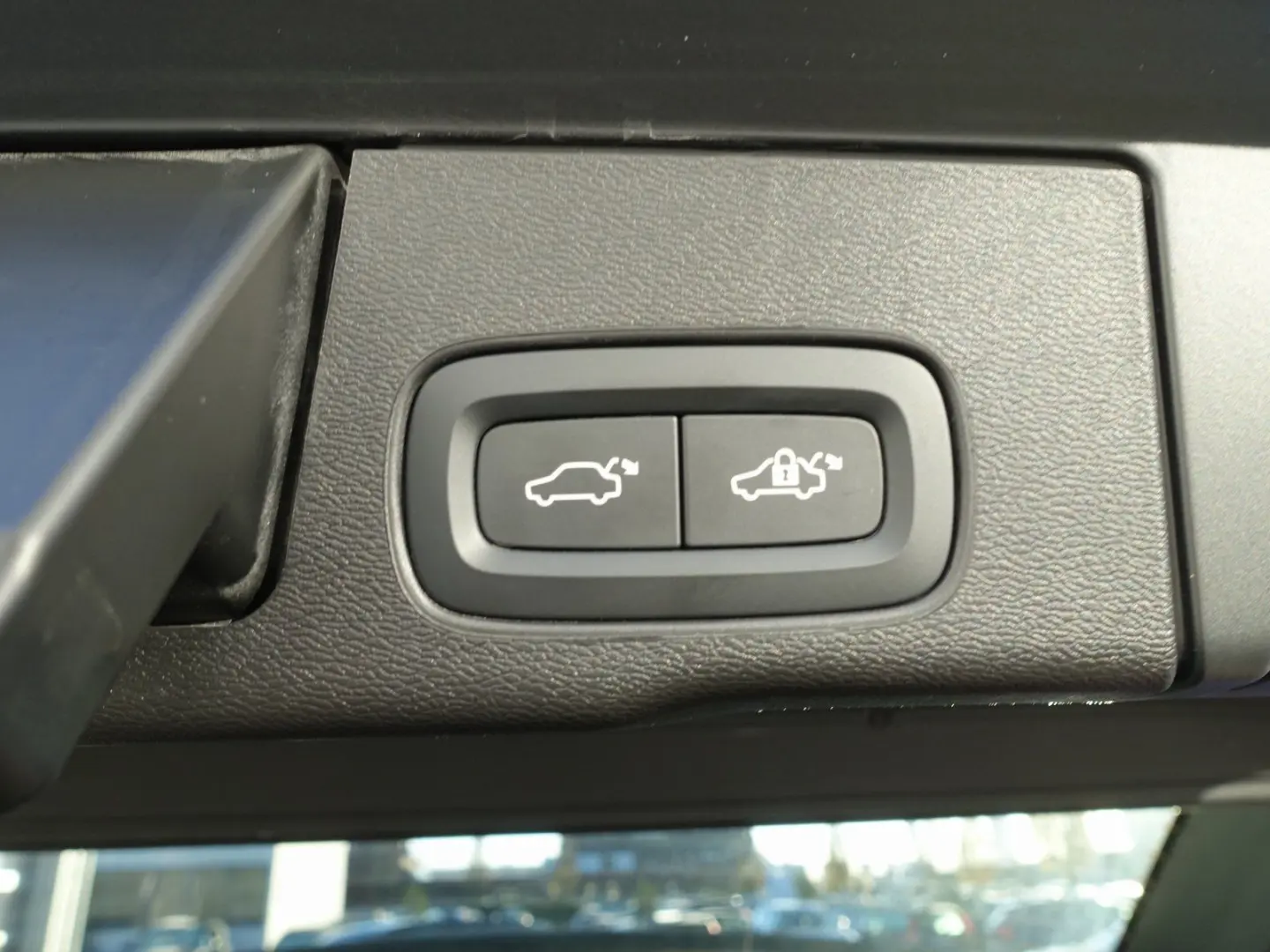 XC60 Plus T8 AWD Plug-in Hybrid FourC 360  Pano