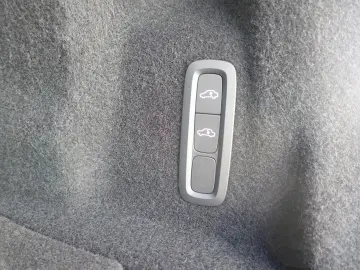 XC60 Plus T8 AWD Plug-in Hybrid FourC 360  Pano