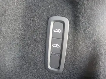 XC60 Plus T8 AWD Plug-in Hybrid FourC 360  Pano