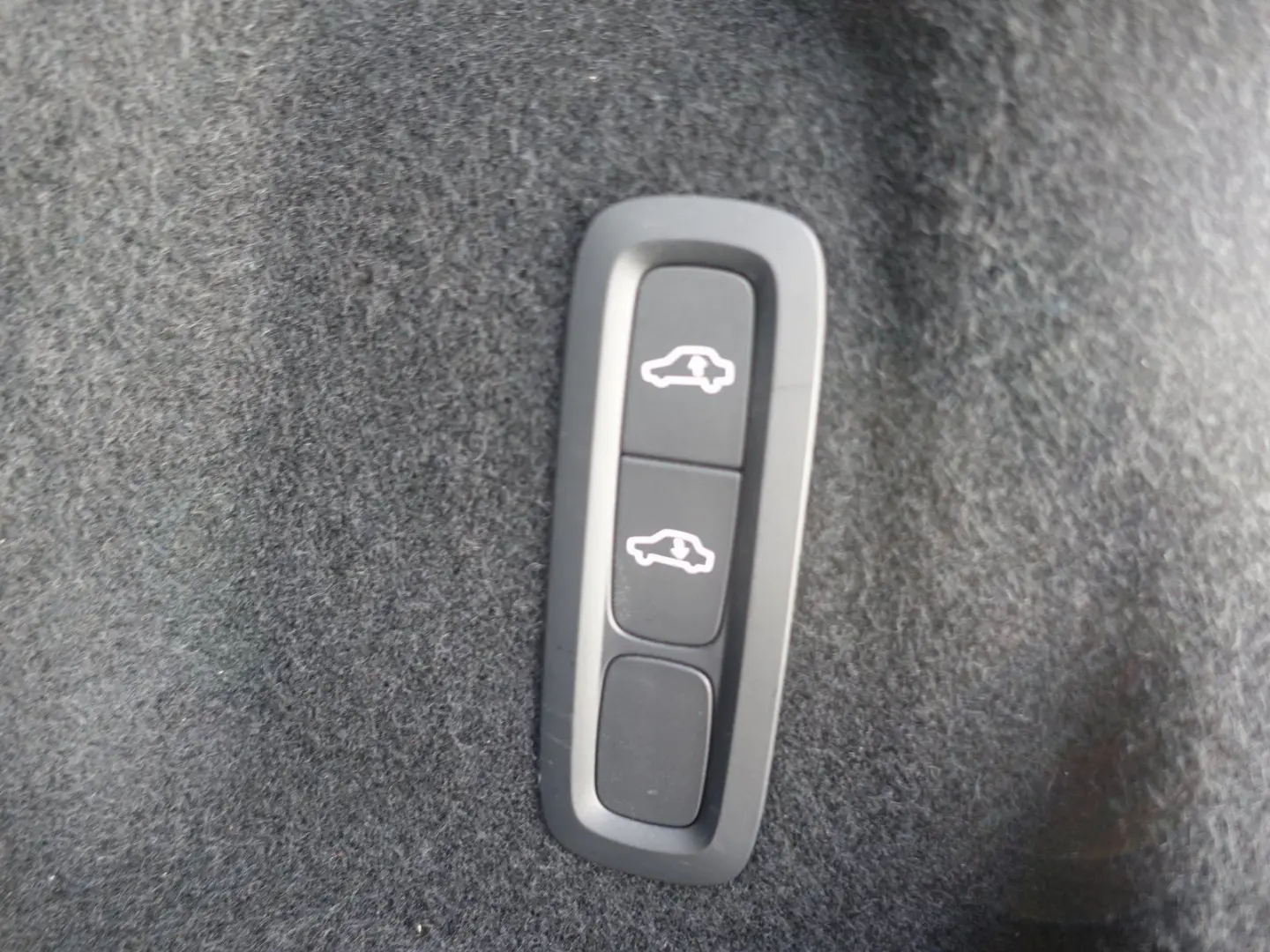 XC60 Plus T8 AWD Plug-in Hybrid FourC 360  Pano