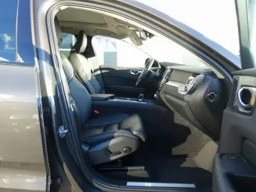 XC60 Plus T8 AWD Plug-in Hybrid FourC 360  Pano