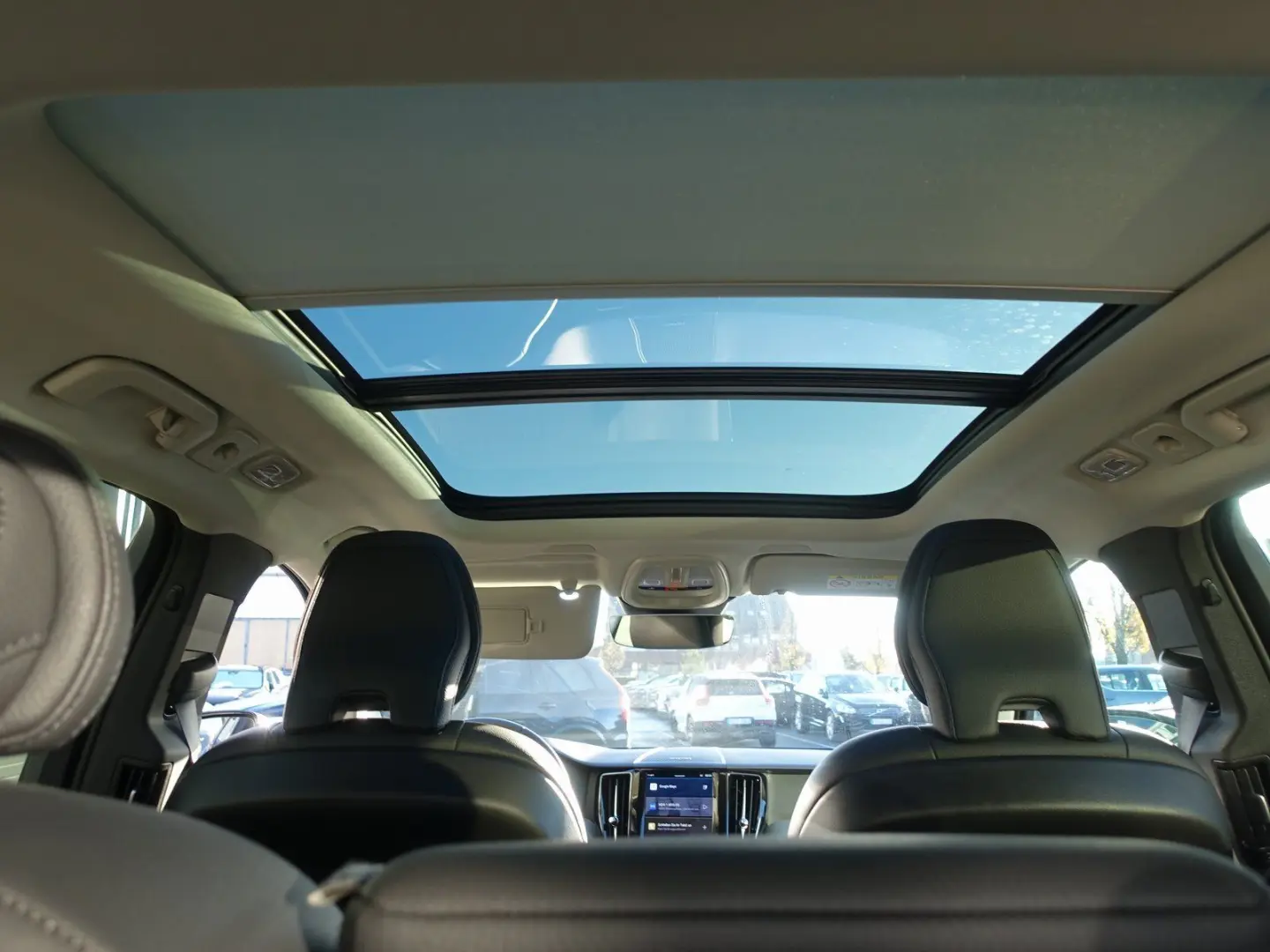 XC60 Plus T8 AWD Plug-in Hybrid FourC 360  Pano