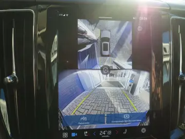 XC60 Plus T8 AWD Plug-in Hybrid FourC 360  Pano