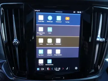 S90 Ultimate Dark T8 AWD BLIS 360 KAM HUD SHD