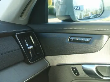 XC90 Plus T8 AWD Plug-in Hybrid 360 Cam HeadUp