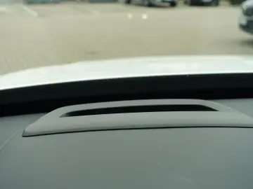 XC90 Plus  T8 AWD Plug-in Hybrid 360  HeadUP BLS