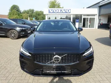 S60 Recharge Ultimate T8 AWD 360  B&W Massage