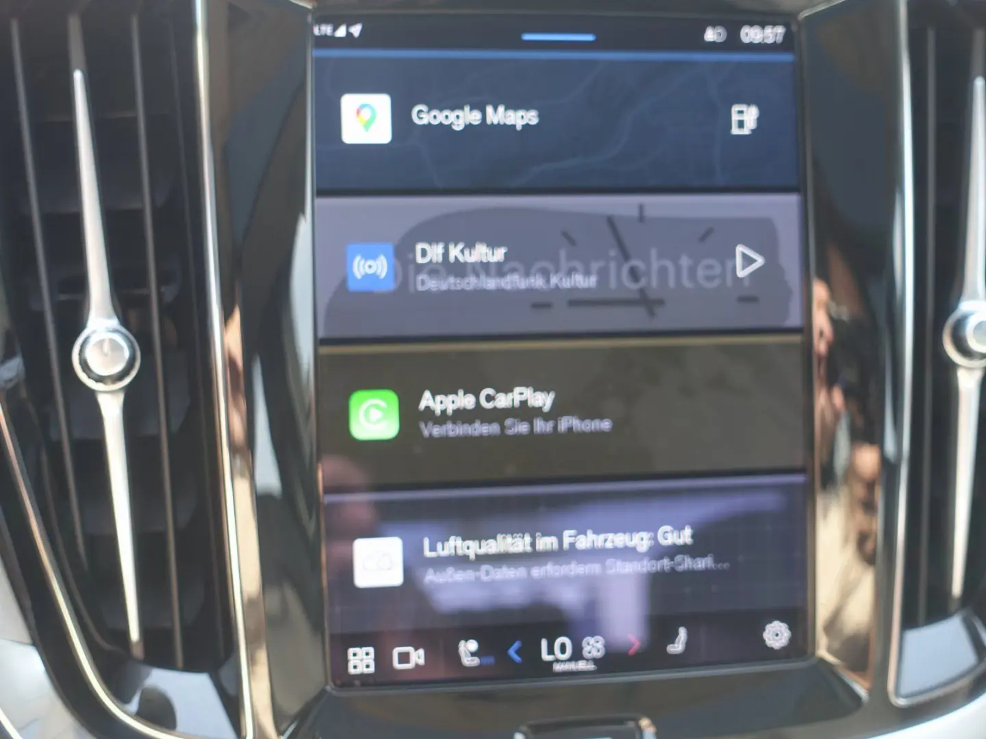 S60 Recharge Ultimate T8 AWD 360  B&W Massage