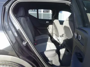 XC40 B3 Mild-Hybrid Benzin Core 360  BLIS