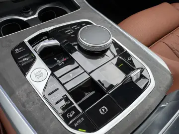 BMW X5 40d xdrive M-Sport garantie 3 ani