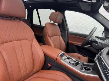 BMW X5 40d xdrive M-Sport garantie 3 ani