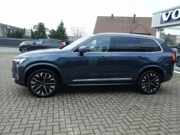 XC90 Ultra T8 AWD B&W FourC AHK Pano 360  HeadUP