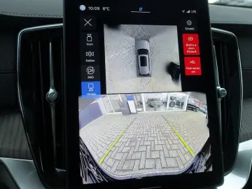 XC90 Ultra T8 AWD B&W FourC AHK Pano 360  HeadUP