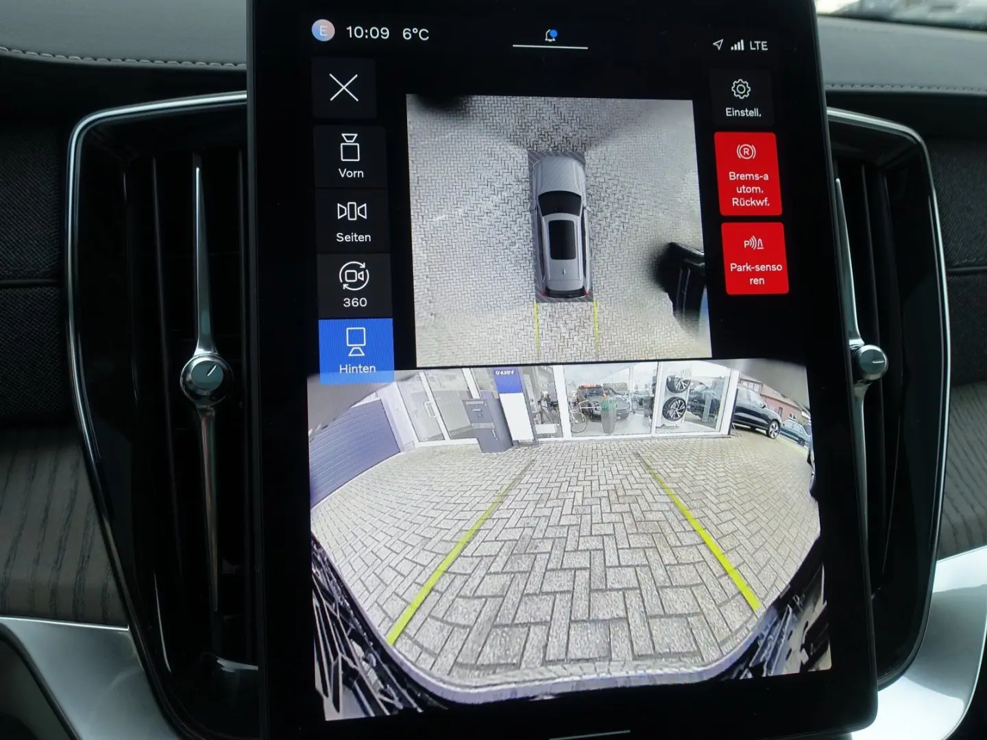 XC90 Ultra T8 AWD B&W FourC AHK Pano 360  HeadUP