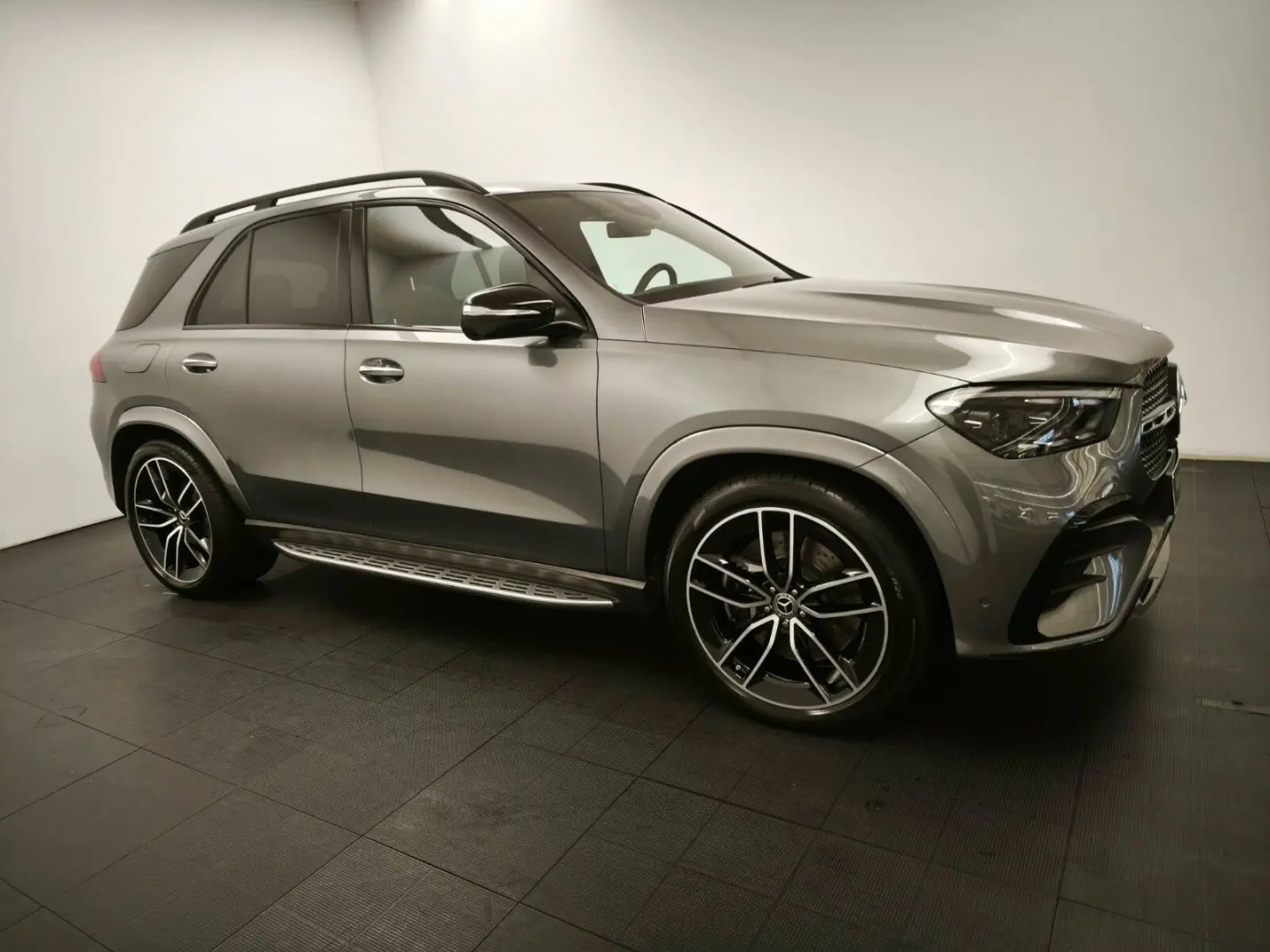 GLE 450 4M AMG Premium  Airmatic Pano Night 22 Z