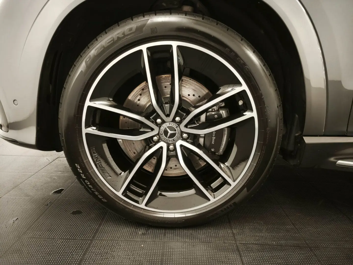 GLE 450 4M AMG Premium  Airmatic Pano Night 22 Z