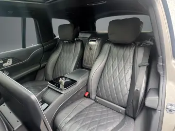 GLS 600 Maybach Night Series