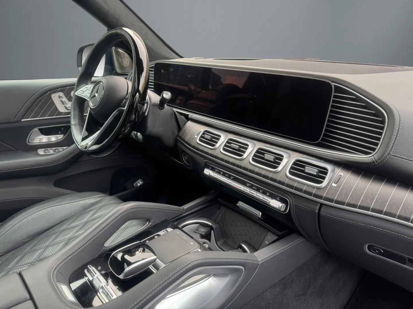 GLS 600 Maybach Night Series