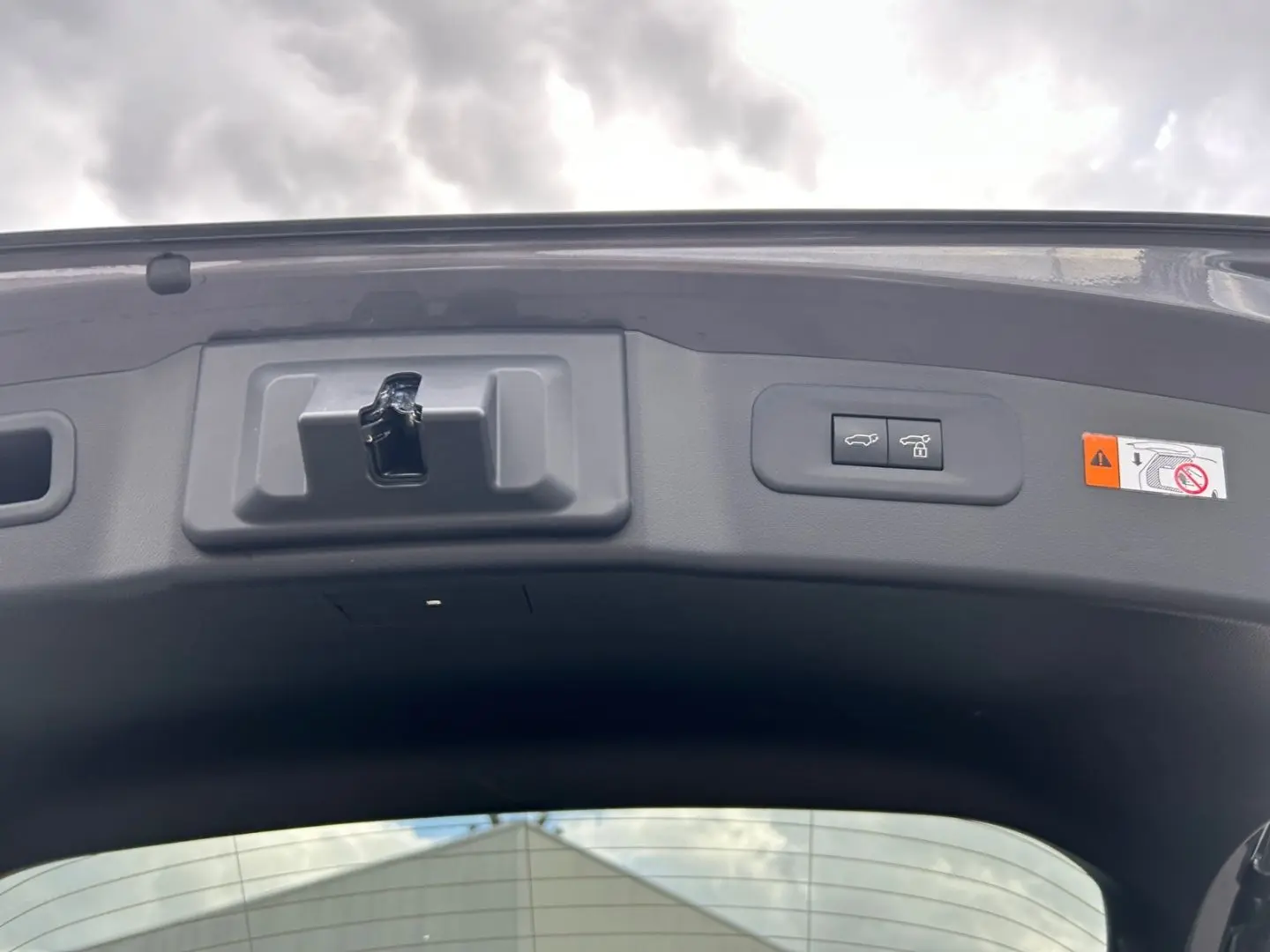 NX 450h  E-FOUR Executive Line  AHK Leder 360Gra