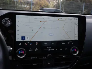 NX 450h   Executive Interieur Paket