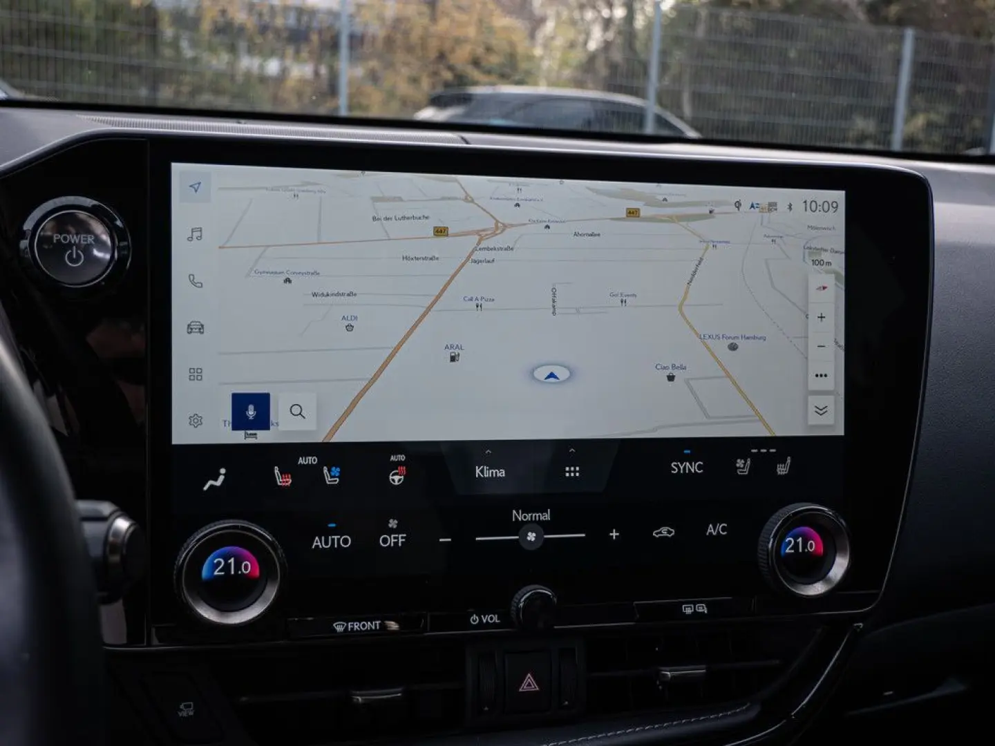 NX 450h   Executive Interieur Paket