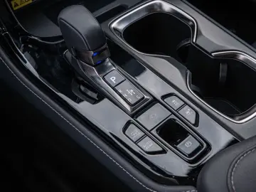 NX 450h   Executive Interieur Paket