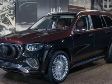 Mercedes-Benz GLS 600 MAYBACH   DUO-TONE E-ACTIVE BODY