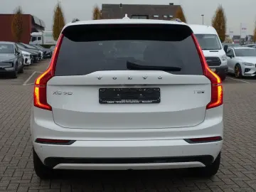 XC90 Ultra Dark T8 AWD Plug-in Hybrid PANO FourC