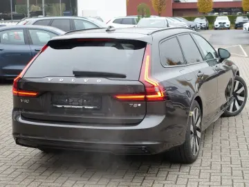 V90 Ultra T8 AWD Plug-in HeadUp 360 Cam AHK BLIS