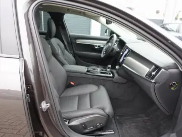 V90 Ultra T8 AWD Plug-in HeadUp 360 Cam AHK BLIS